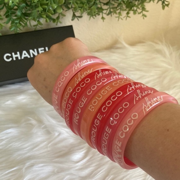 ❤️ Chanel Limited Edition Bangle Bracelet ❤️ - Picture 5 of 5